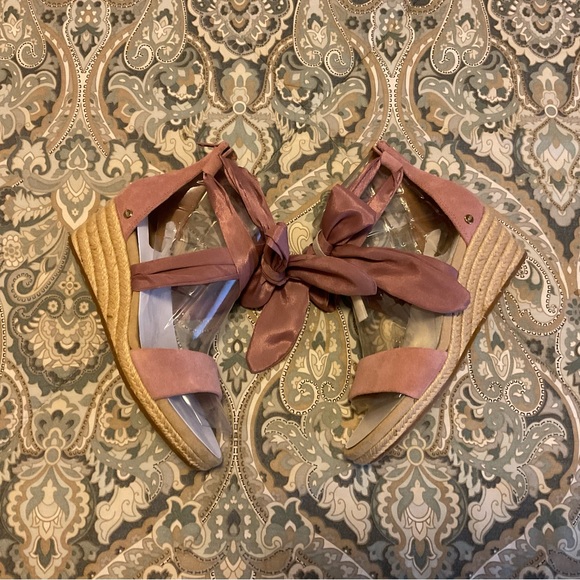 NWT UGG Trina Wedge Pink Dawn Women’s Sz.7.5 - Picture 6 of 12